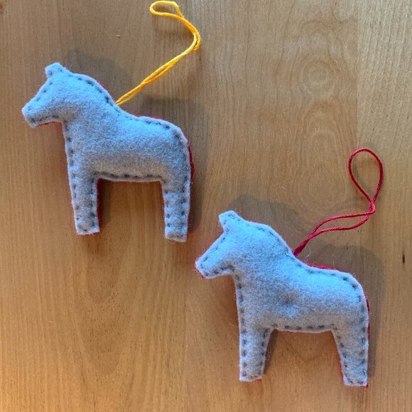 DALA HORSE Hand Embroidered Ornaments. NEW (Lot 12) - Picture 3 of 4